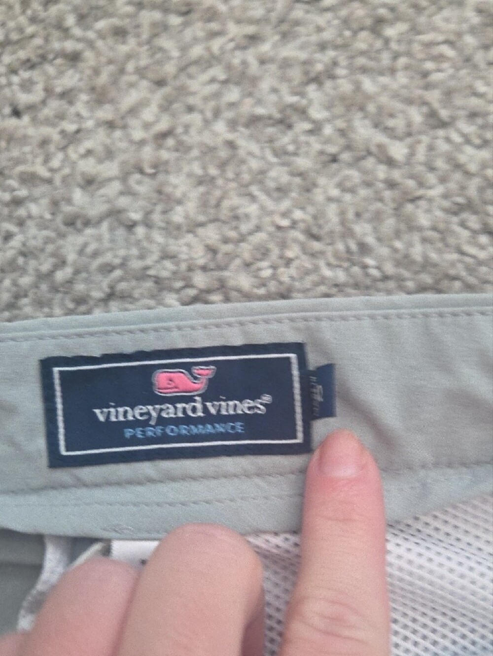 Vineyard Vines Mens Performance Shorts Tan Gray Size 42 - Picture 3 of 5
